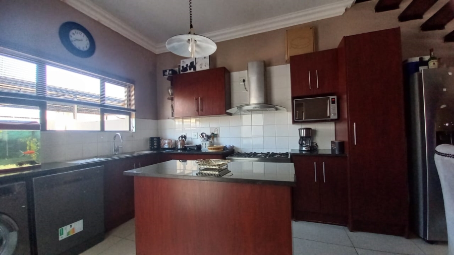 To Let 3 Bedroom Property for Rent in Lilyvale Estate Free State